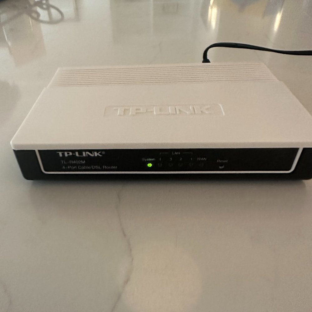 TP-Link 4-Port Cable/DSL Router